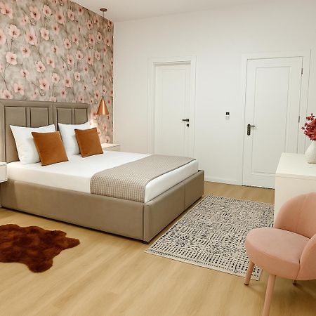 Hotel Capital Inn Tiranë Luaran gambar